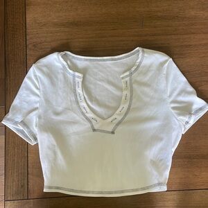 Cropped Tee
